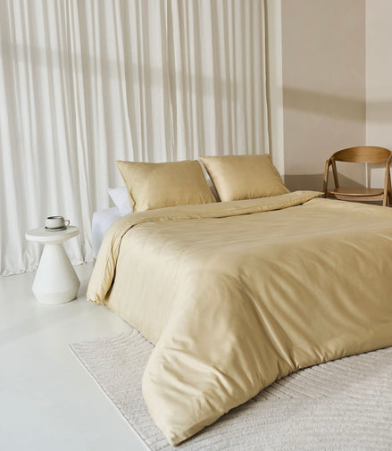Néarr dekbedovertrek gold satin